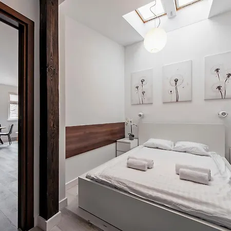 Rentplanet - Swiety Marcin * Poznań