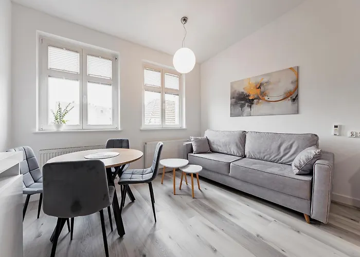 Rentplanet - Swiety Marcin